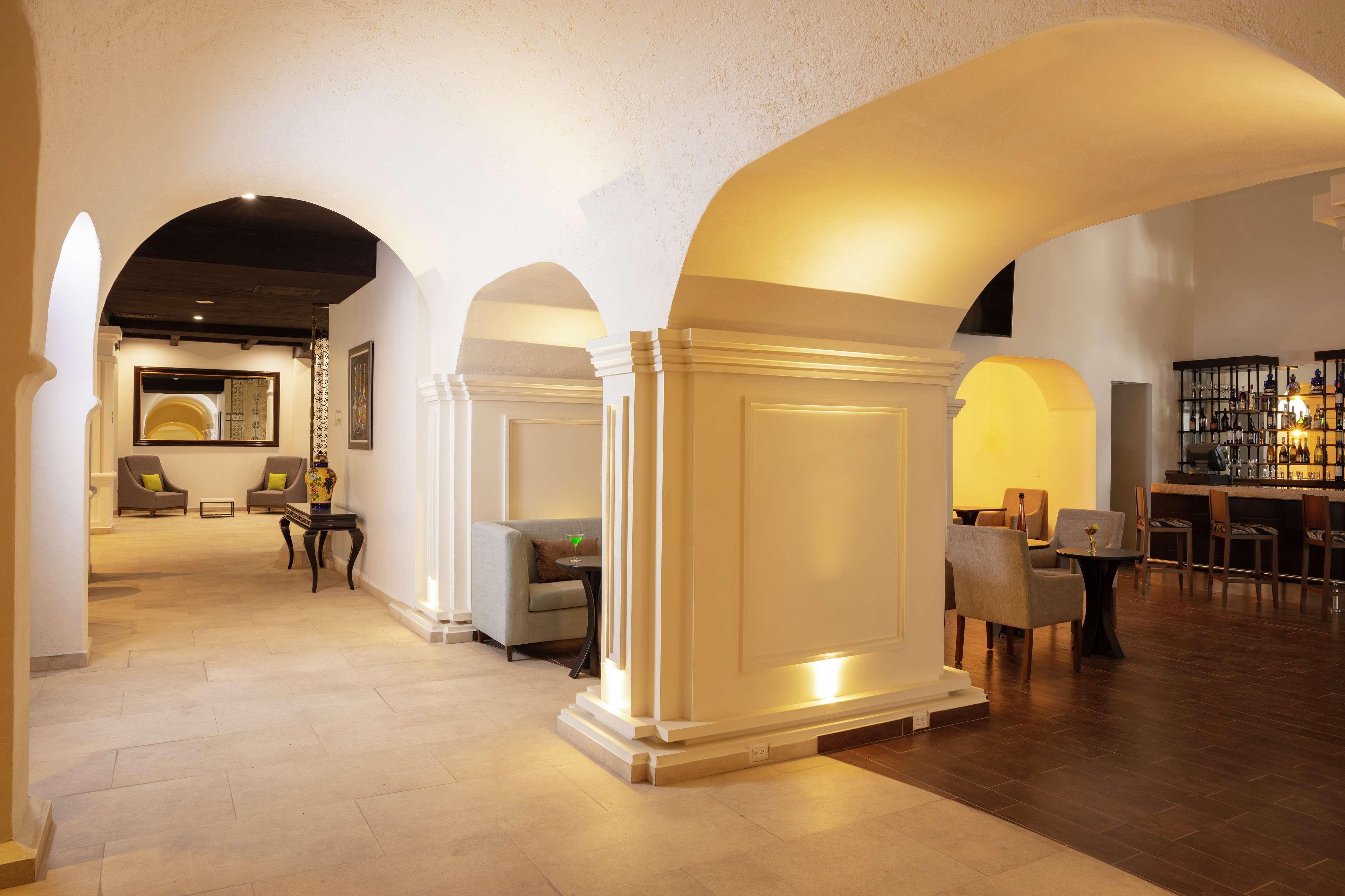 Hotel Doubletree By Hilton Toluca Esterno foto
